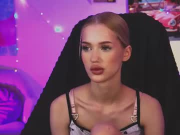 angelaholmes