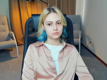 angelinaholly