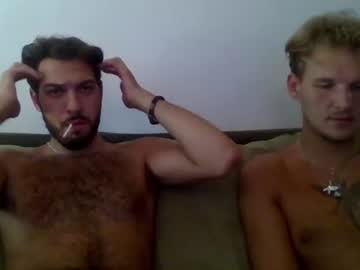 blondiexbrunett