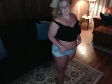 curvycanuck