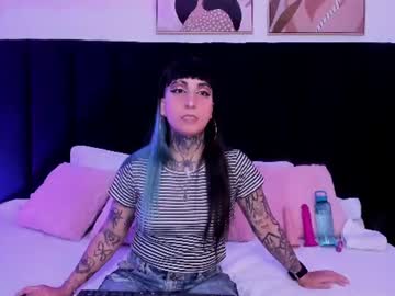 izzy moon7