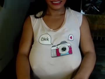 kisses asian143