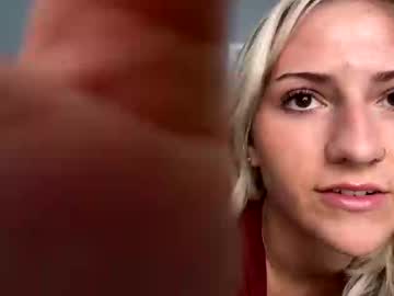 lilnaughtyblond