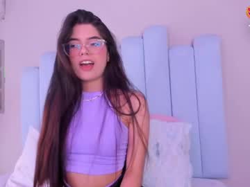 mila moon7