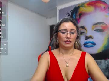 noelia milfs