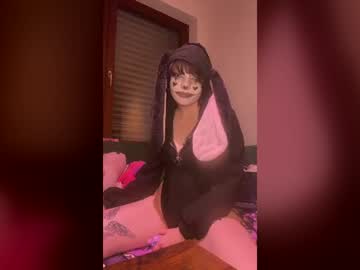 nomsnomnom