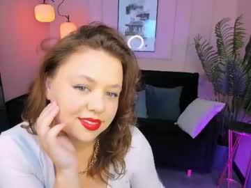 stefany lips